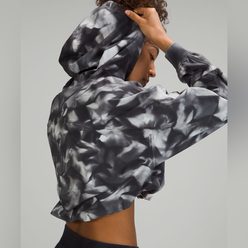 Lululemon LA All Yours Bubble Hem Hoodie Gray White Tie-Dye‎ Hoodie sz 6